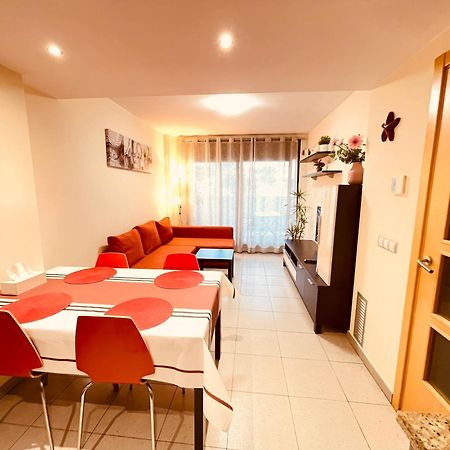 Relax Apartamento Playa Fenals Apartment Lloret de Mar Ngoại thất bức ảnh